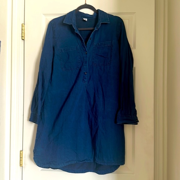 Old Navy Dresses & Skirts - Old Navy Denim Dress with Functional Buttons and Front Buttons
